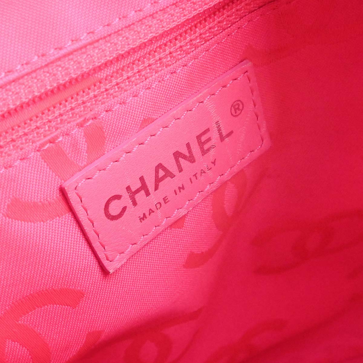 Chanel 2005-2006 Black Calfskin Cambon Ligne Tote Handbag