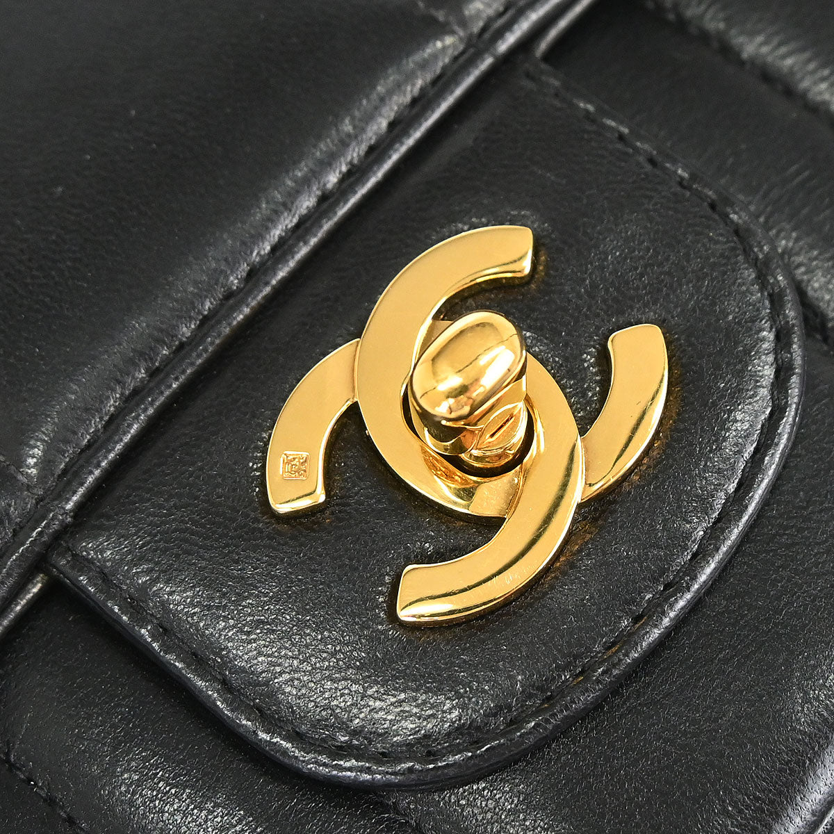 Chanel 1991-1994 Black Lambskin Mademoiselle Single Flap Shoulder Bag