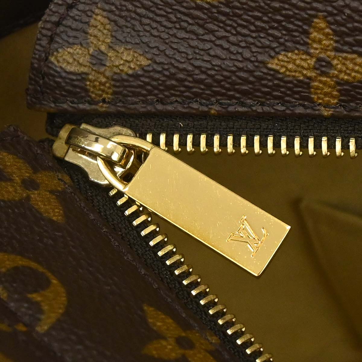 Louis Vuitton Monogram Luco Shoulder Tote Bag M51155