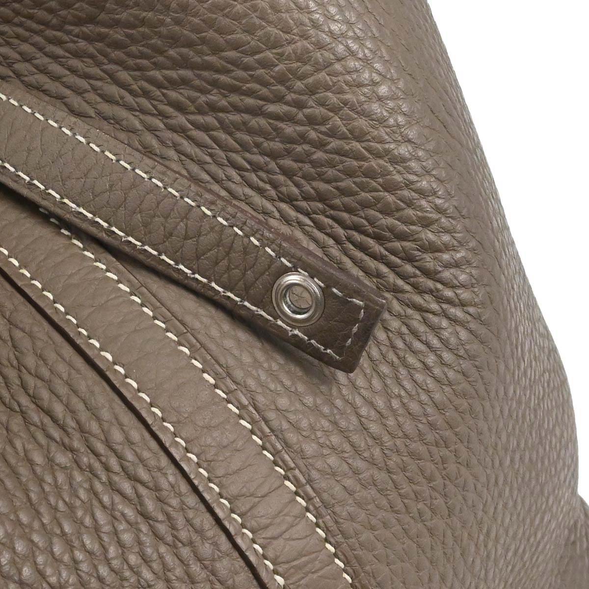 Hermes Etoupe Gray Taurillon Clemence Picotin Lock 22 MM Handbag