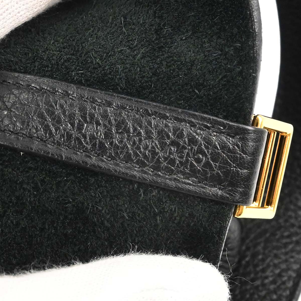 Hermes Black Taurillon Clemence Picotin Lock 22 MM Handbag