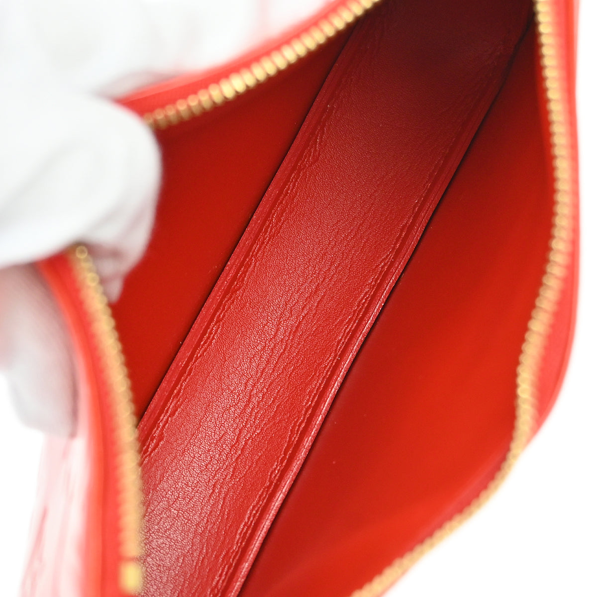 Louis Vuitton Red Monogram Vernis Lexington Handbag M91132