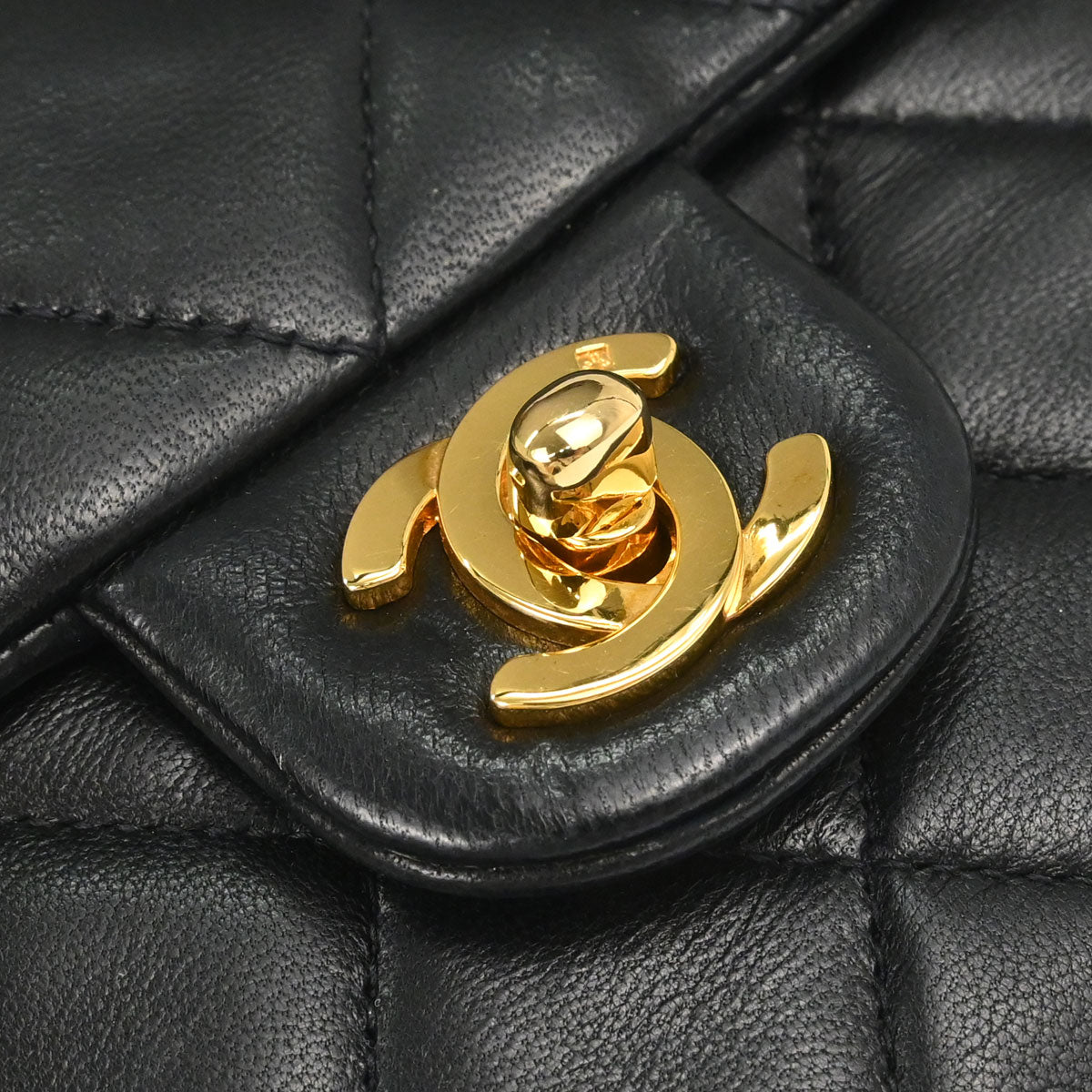 Chanel Black Lambskin Classic Square Flap Shoulder Bag 20