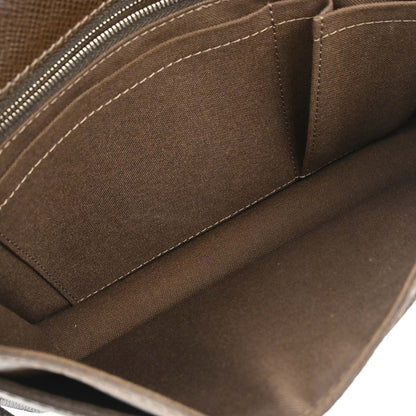 Louis Vuitton 2010 Brown Taiga Belaia Clutch Bag M32598