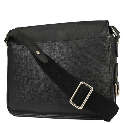Louis Vuitton Black Taiga Andrei Shoulder Bag M32482
