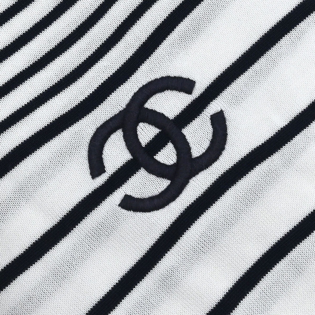 Chanel Short Sleeve Border Top White #36