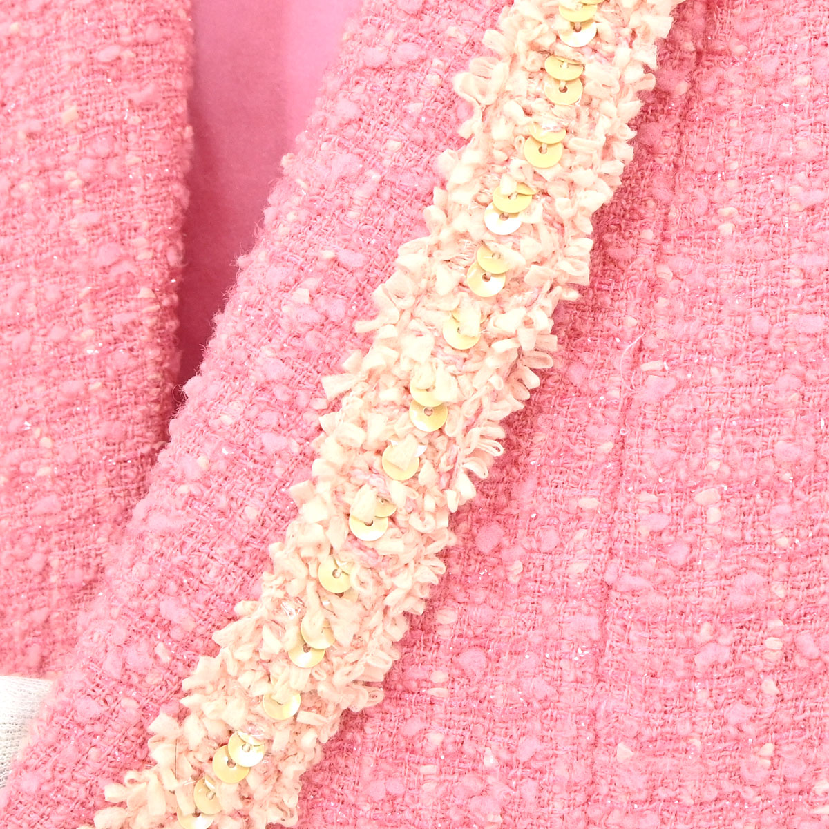 Chanel 1995 Single Breasted Short Sleeve Tweed Sequins Jacket Pink #34