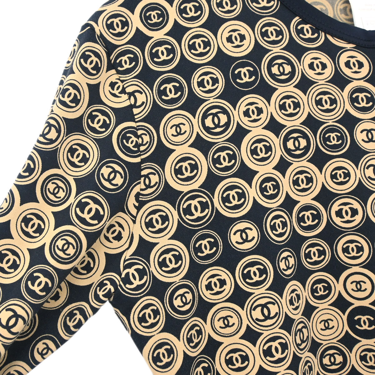 Chanel 2003 Zip Up Top Beige Black #42
