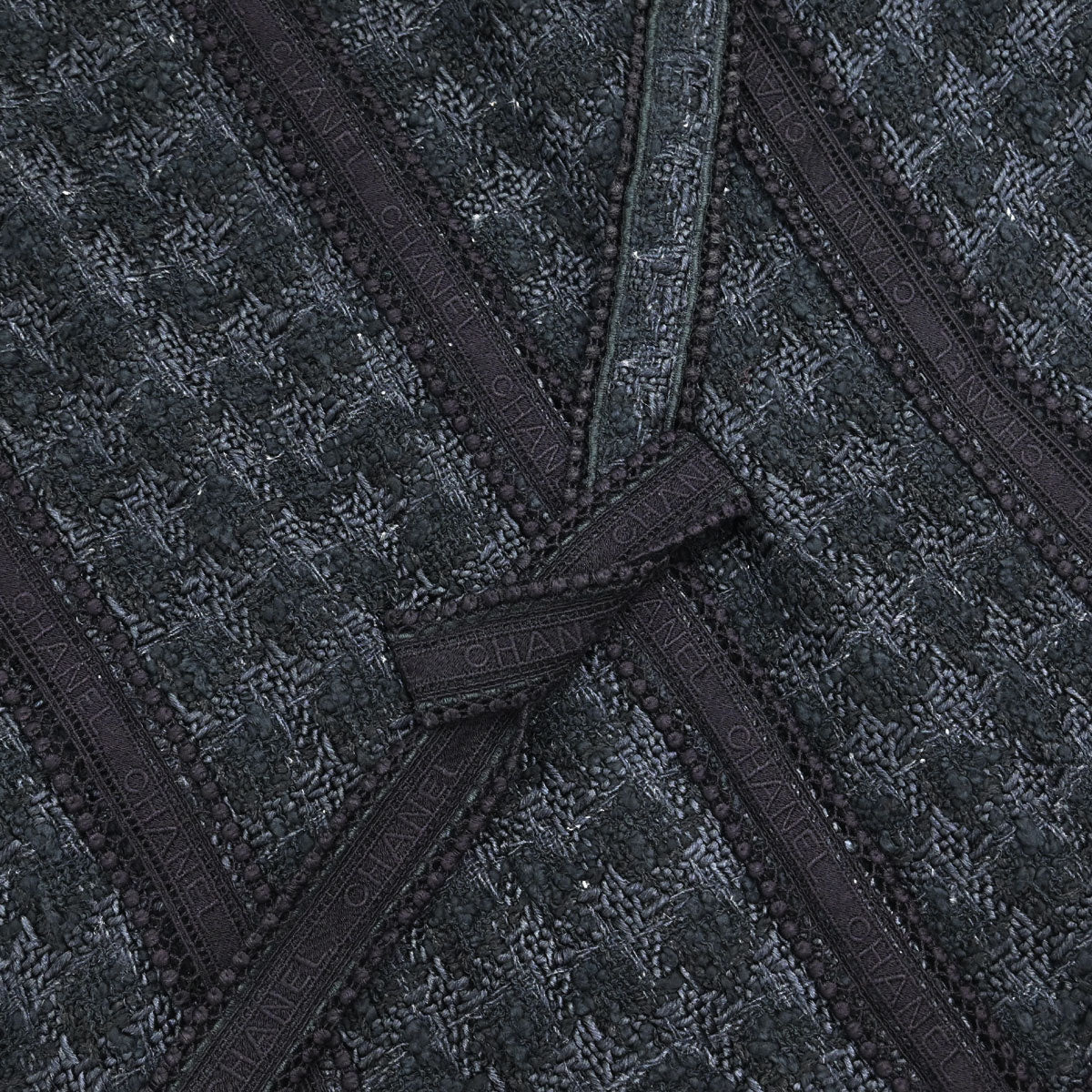 Chanel 2006 Bow Tweed Jacket Black Navy #34
