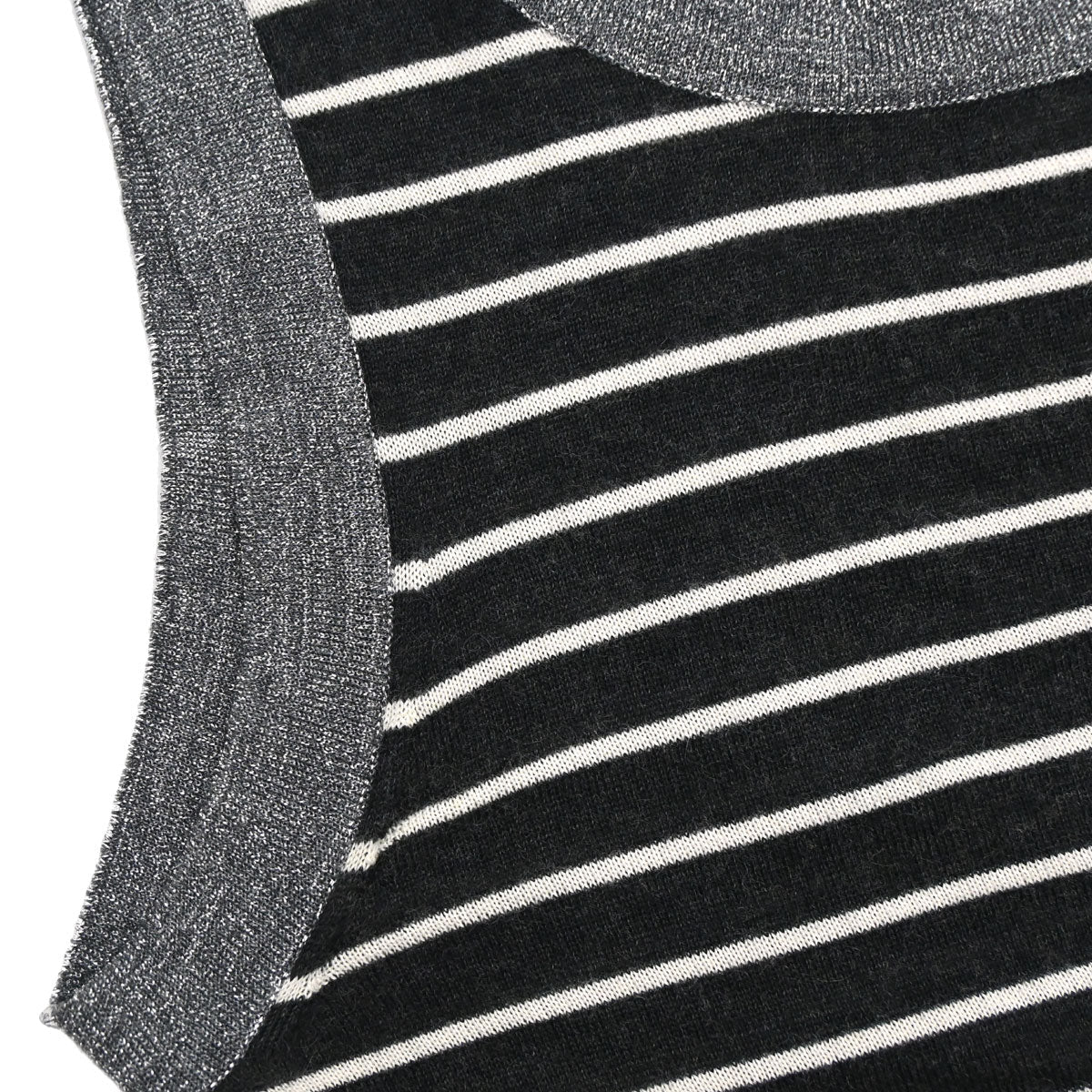 Chanel 2009 Set Cardigan Top Border Black #34