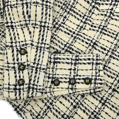 Chanel 1995 Single Breasted Tweed Check Jacket Ivory #36