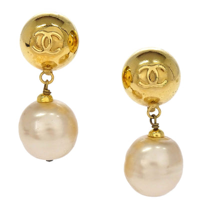 Chanel CC Logos Sphere Costume Pearl Dangle Clip-On Earrings 29