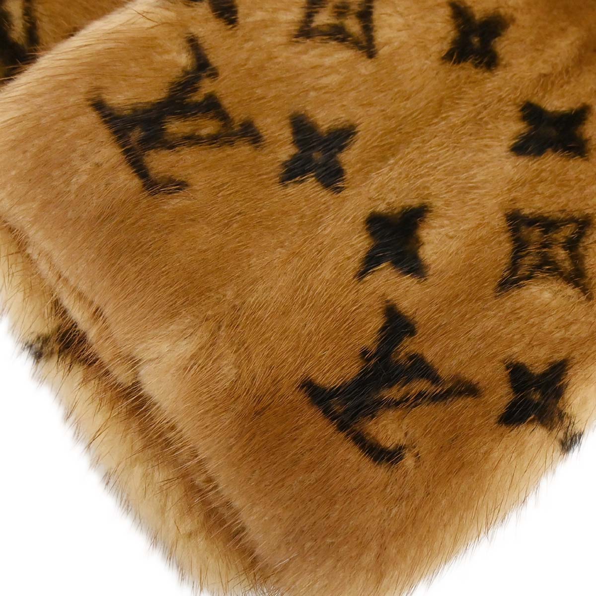 Louis Vuitton Monogram Mink Shawl Stole M72245