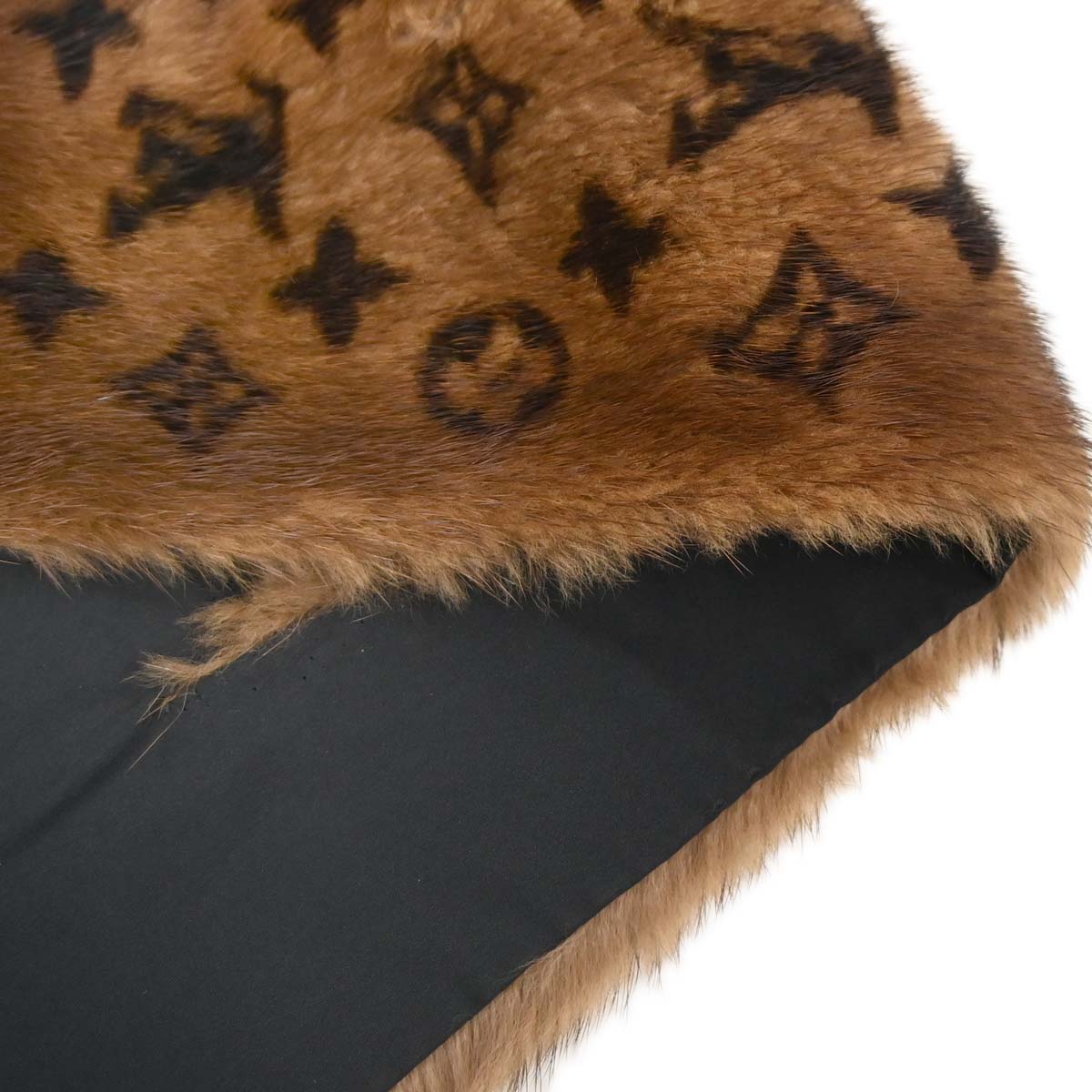 Louis Vuitton Monogram Mink Shawl Stole M78744