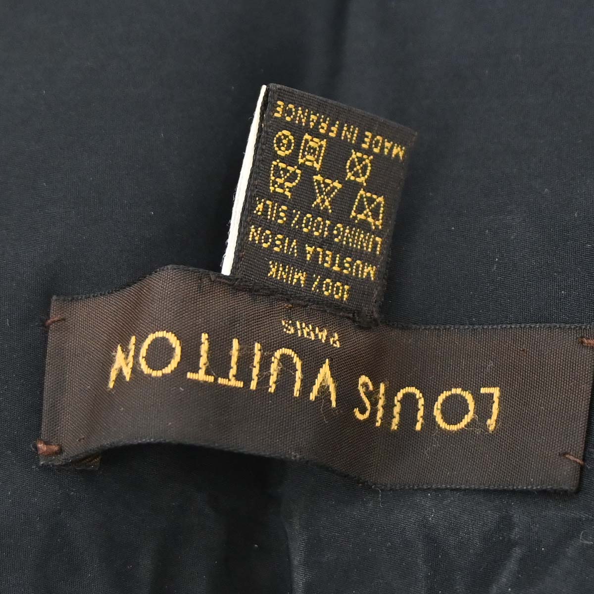 Louis Vuitton Monogram Mink Shawl Stole M78744