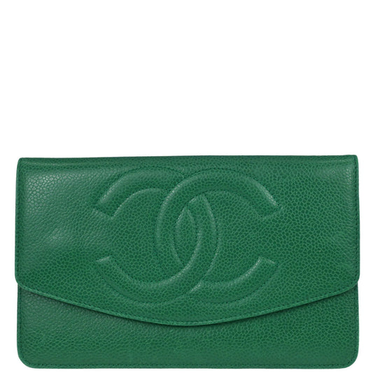Chanel 1996-1997 Green Caviar Skin Bifold Long Wallet