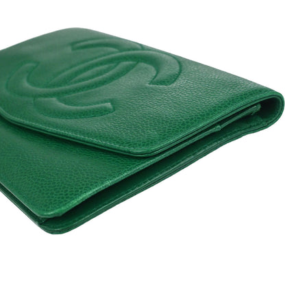 Chanel 1996-1997 Green Caviar Skin Bifold Long Wallet