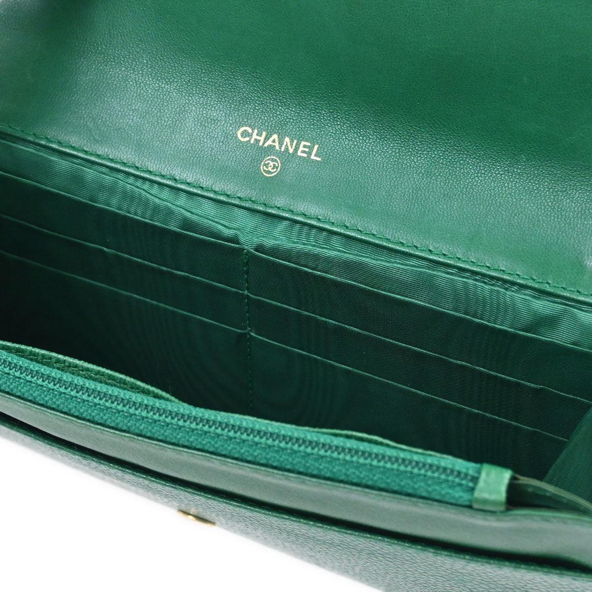 Chanel 1996-1997 Green Caviar Skin Bifold Long Wallet