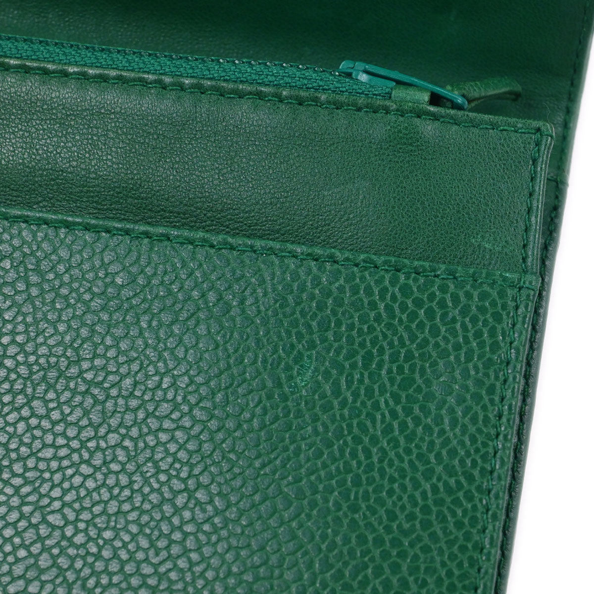 Chanel 1996-1997 Green Caviar Skin Bifold Long Wallet