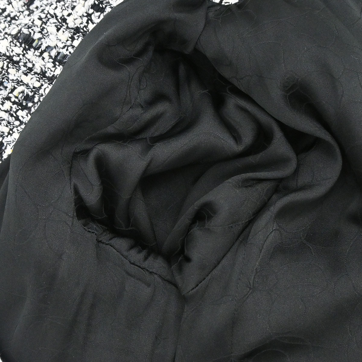 Chanel 2004 Single Breasted Jacket Tweed Black White #38