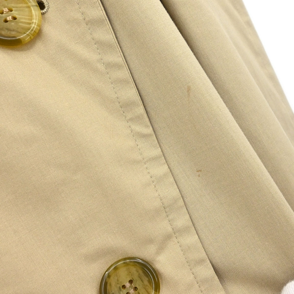 Burberrys Trench Coat Beige #S40