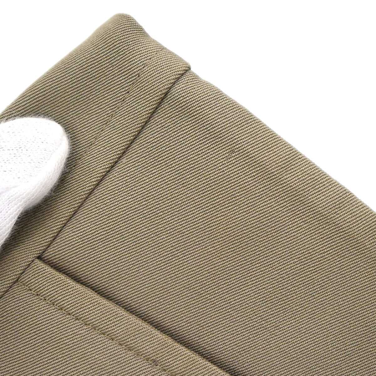 Burberrys Trench Coat Beige