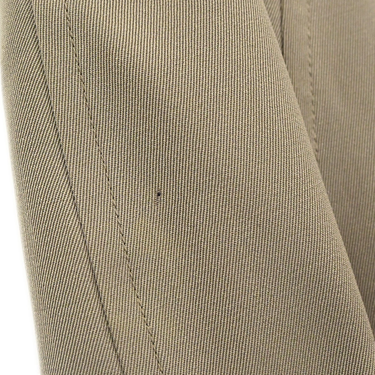 Burberrys Trench Coat Beige