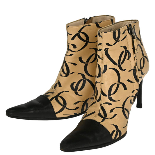 Chanel * CC Beige Black Leather Short Boots Shoes #35 1/2