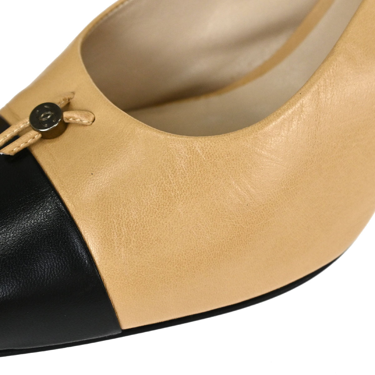 Chanel * Beige Black Leather Pumps Shoes #37 1/2