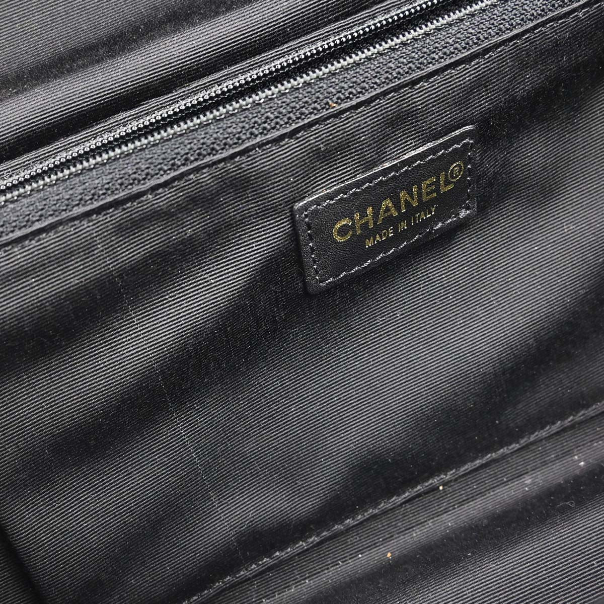 Chanel 2000-2002 Black White Acrylic Shoulder Bag