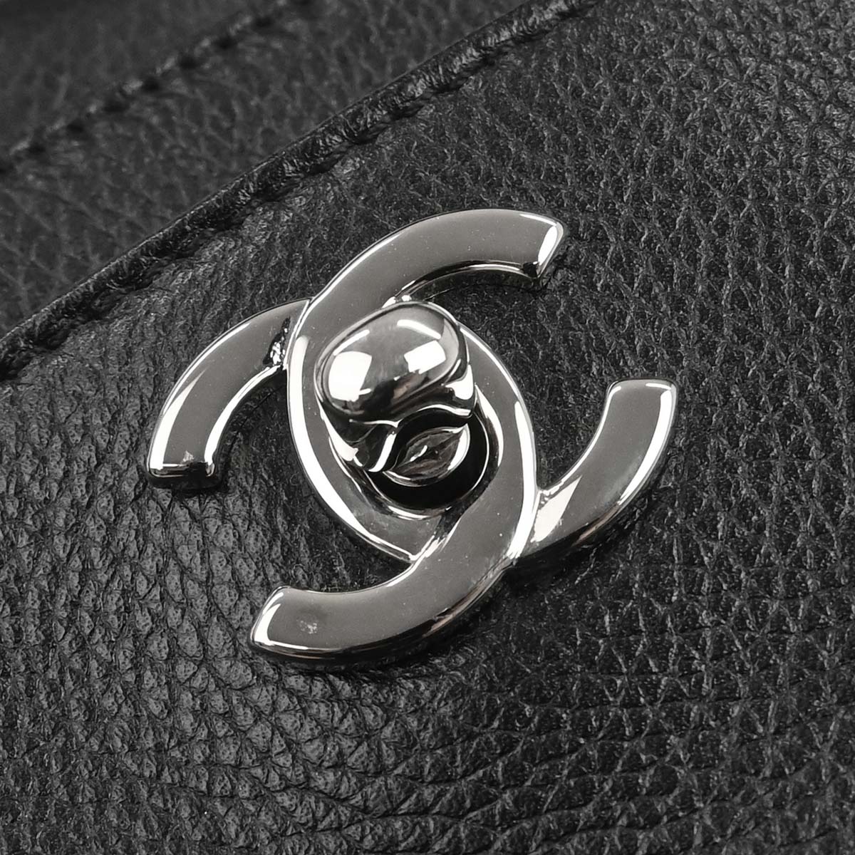 Chanel 2008-2009 Black Calfskin Executive Cerf 2way Shoulder Tote Bag