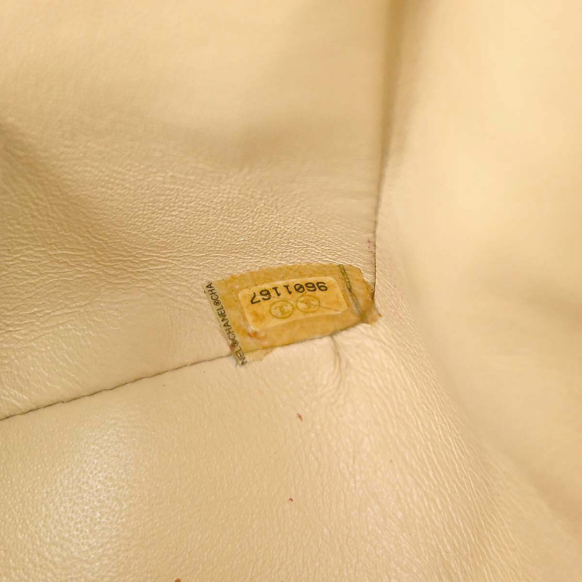 Chanel 2005-2006 Beige Caviar Skin Mini Classic Square Flap Shoulder Bag 17