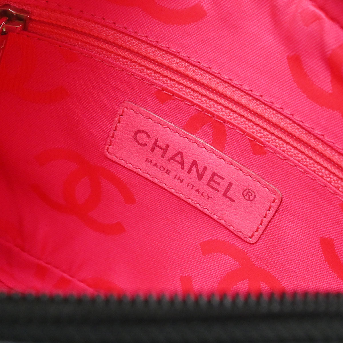 Chanel 2005-2006 Black Calfskin Cambon Ligne Handbag