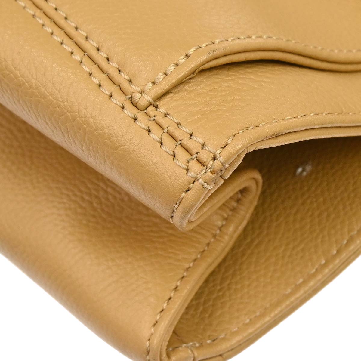 Chanel 2005-2006 Beige Calfskin Executive Cerf Tote Bag