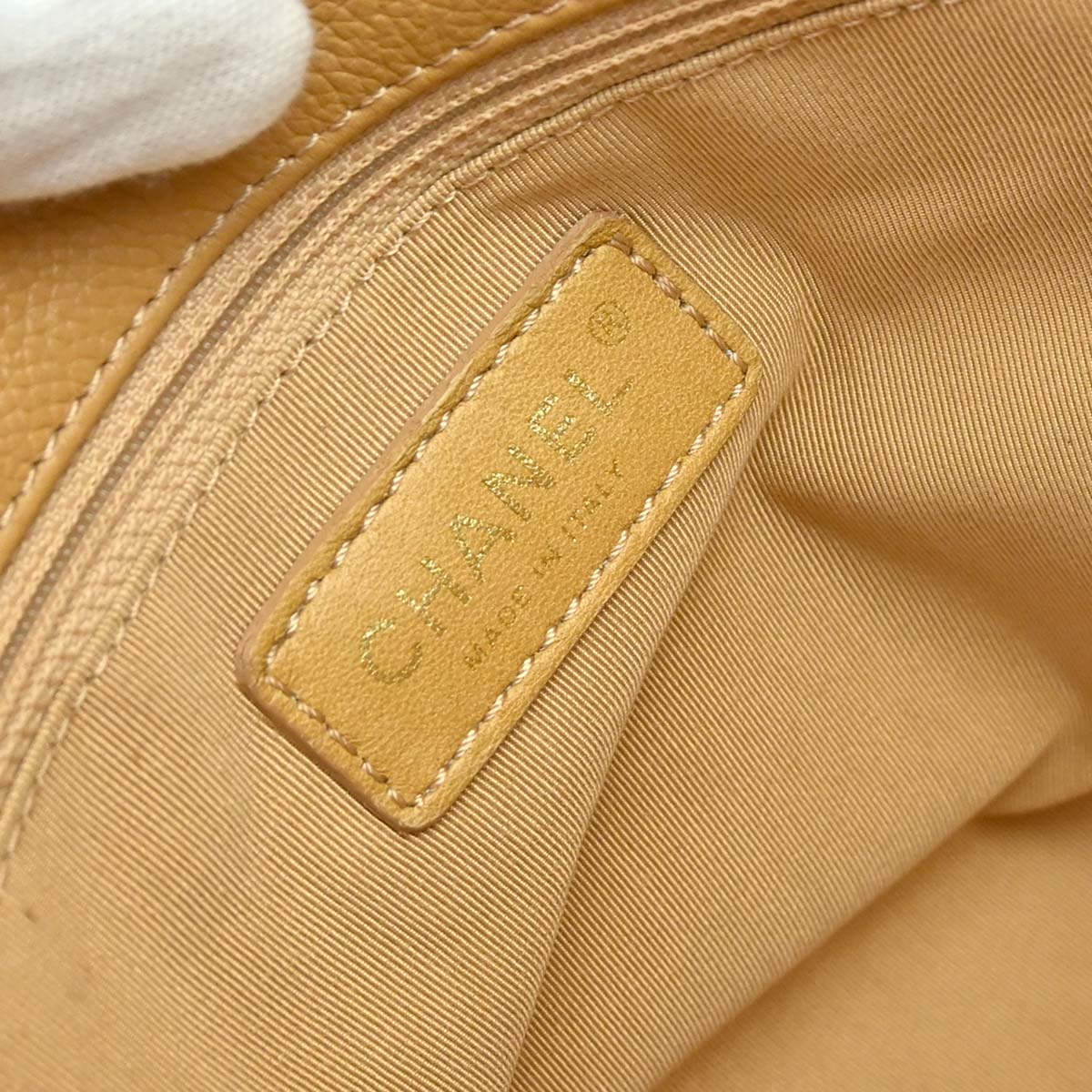 Chanel 2005-2006 Beige Calfskin Executive Cerf Tote Bag