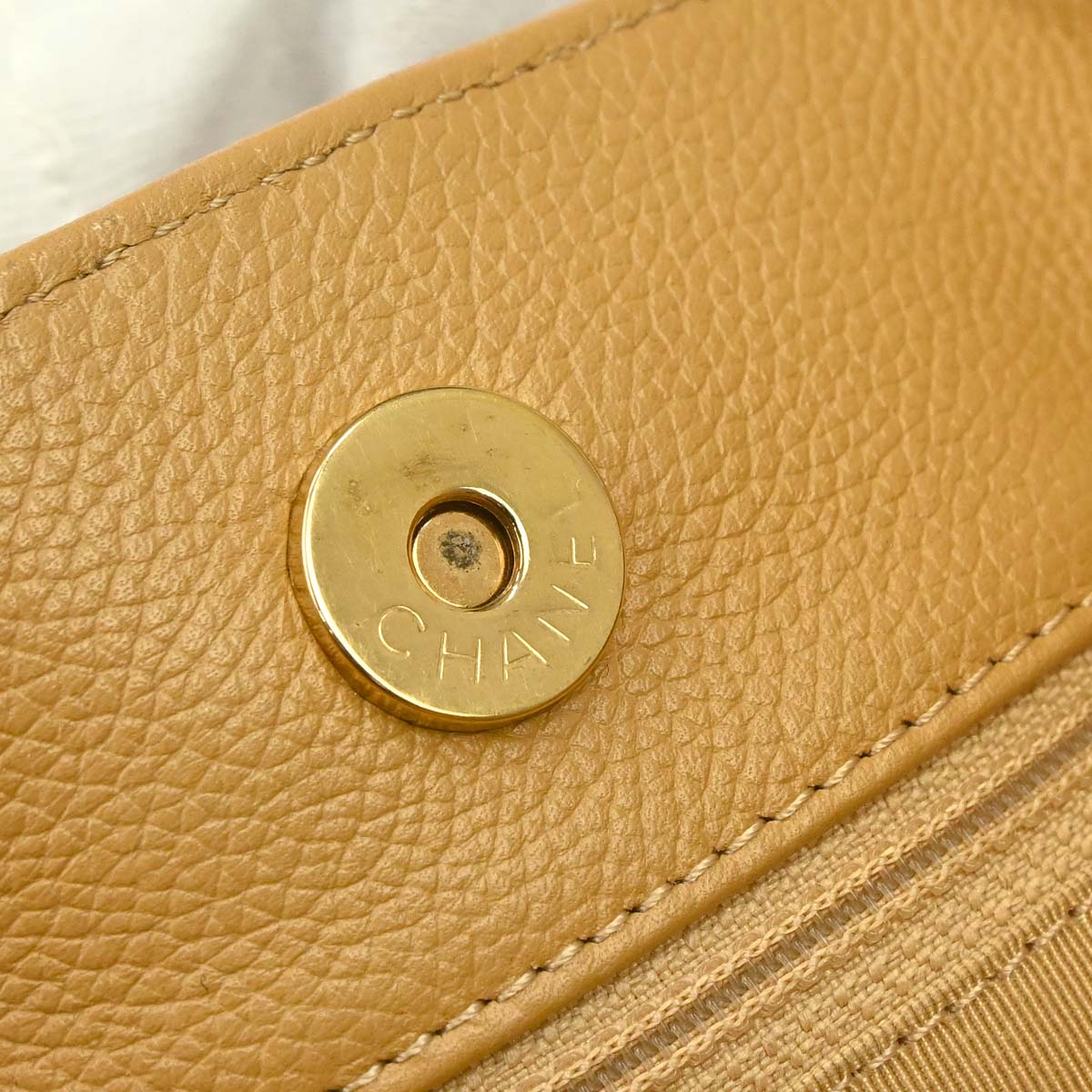Chanel 2005-2006 Beige Calfskin Executive Cerf Tote Bag