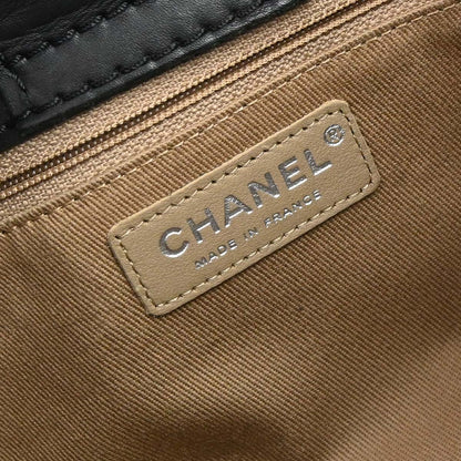 Chanel 2013-2014 Black Calfskin Paris-Edinburgh Highlander Messenger Bag