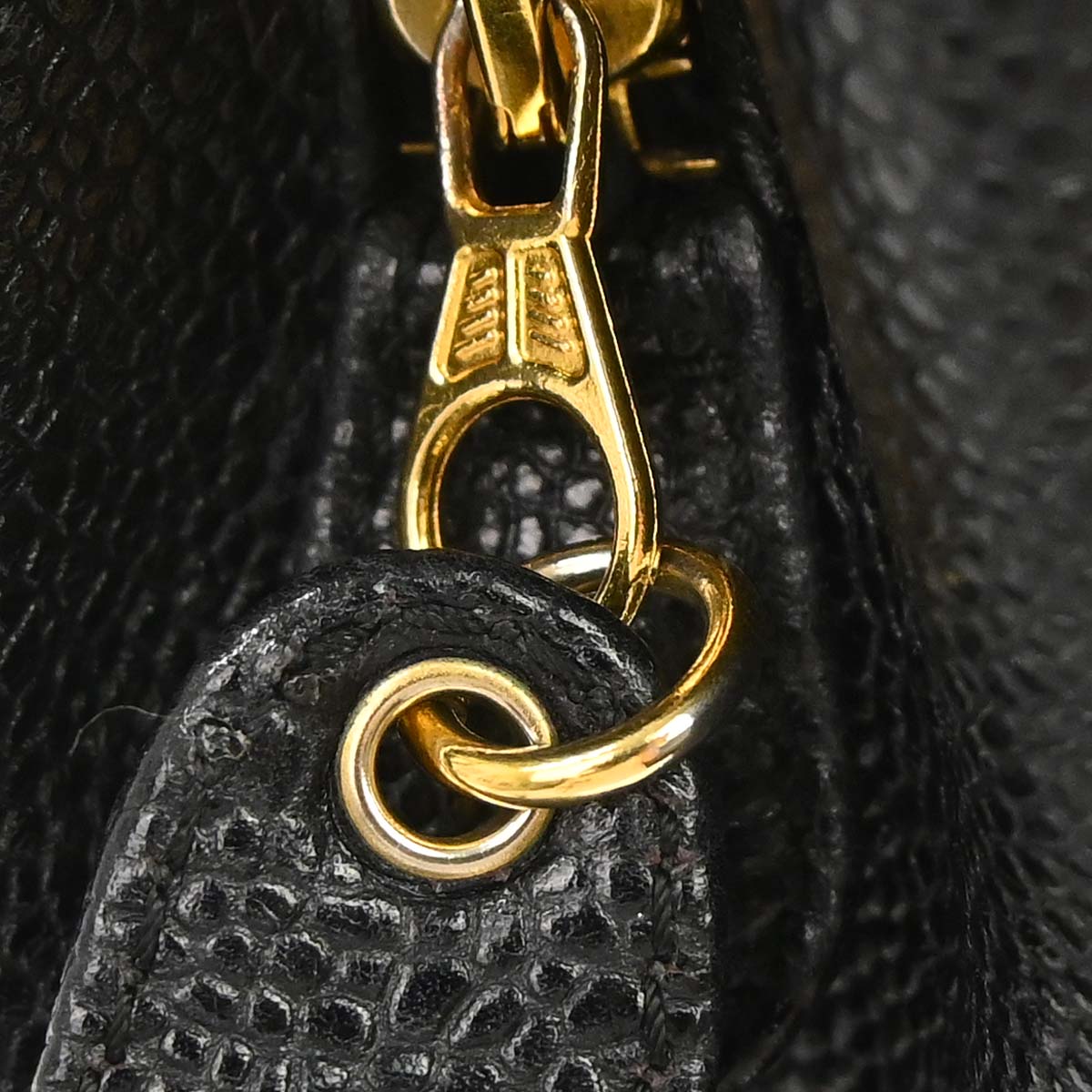 Chanel 1997-1999 Black Caviar Skin Tote Chain Handbag