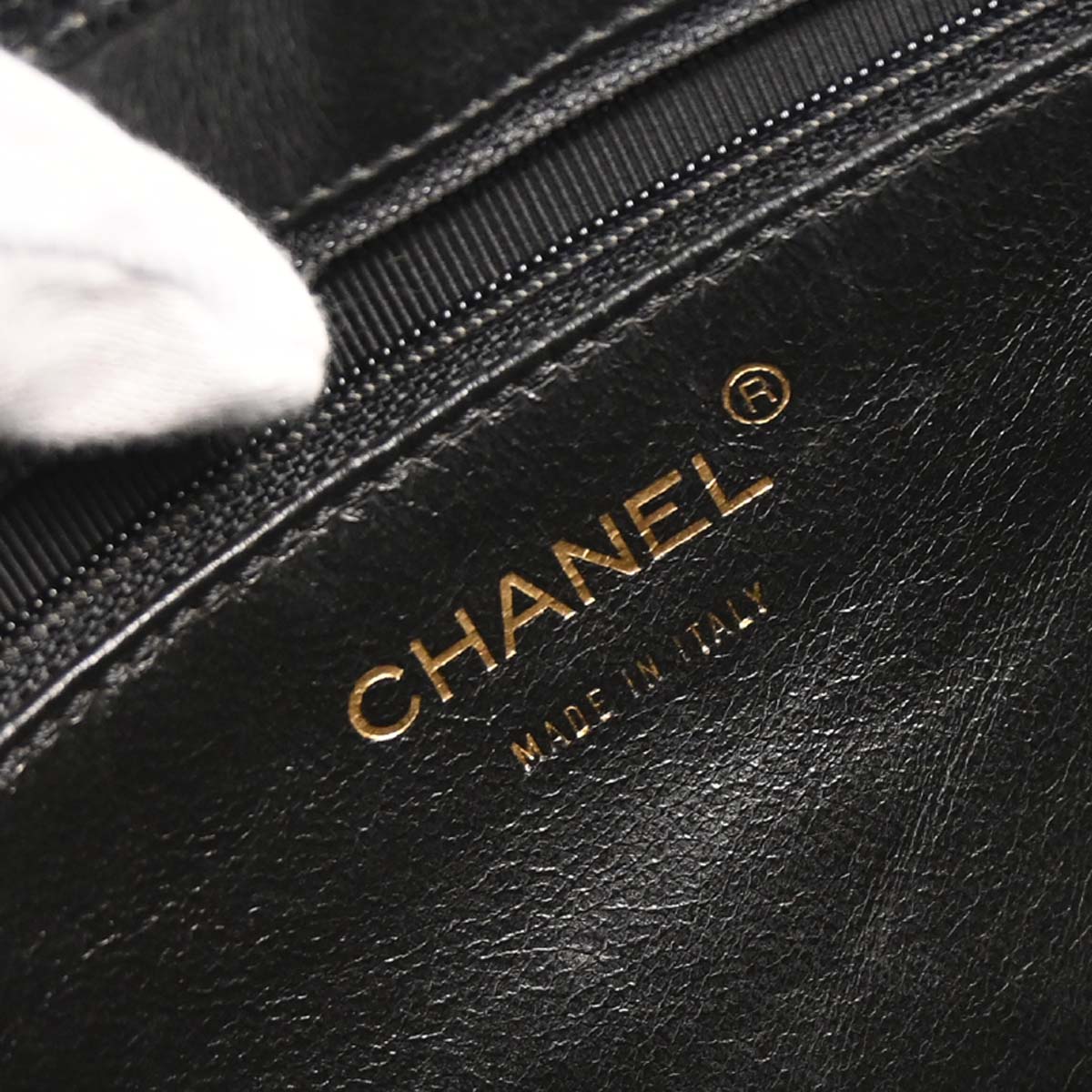 Chanel 2002-2003 Black Caviar Skin Tote Handbag