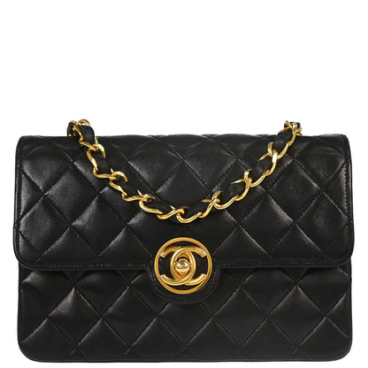 Chanel 1989-1991 Black Lambskin Single Flap Shoulder Bag