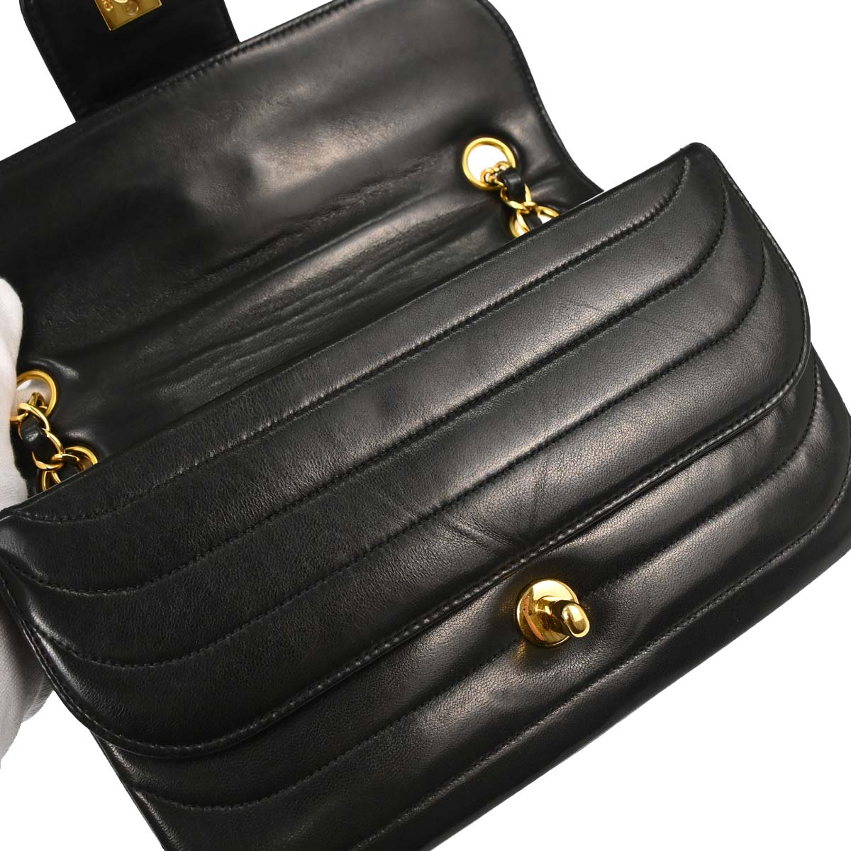 Chanel 1991-1994 Black Lambskin Horizontal Stitch Small Double Flap Shoulder Bag