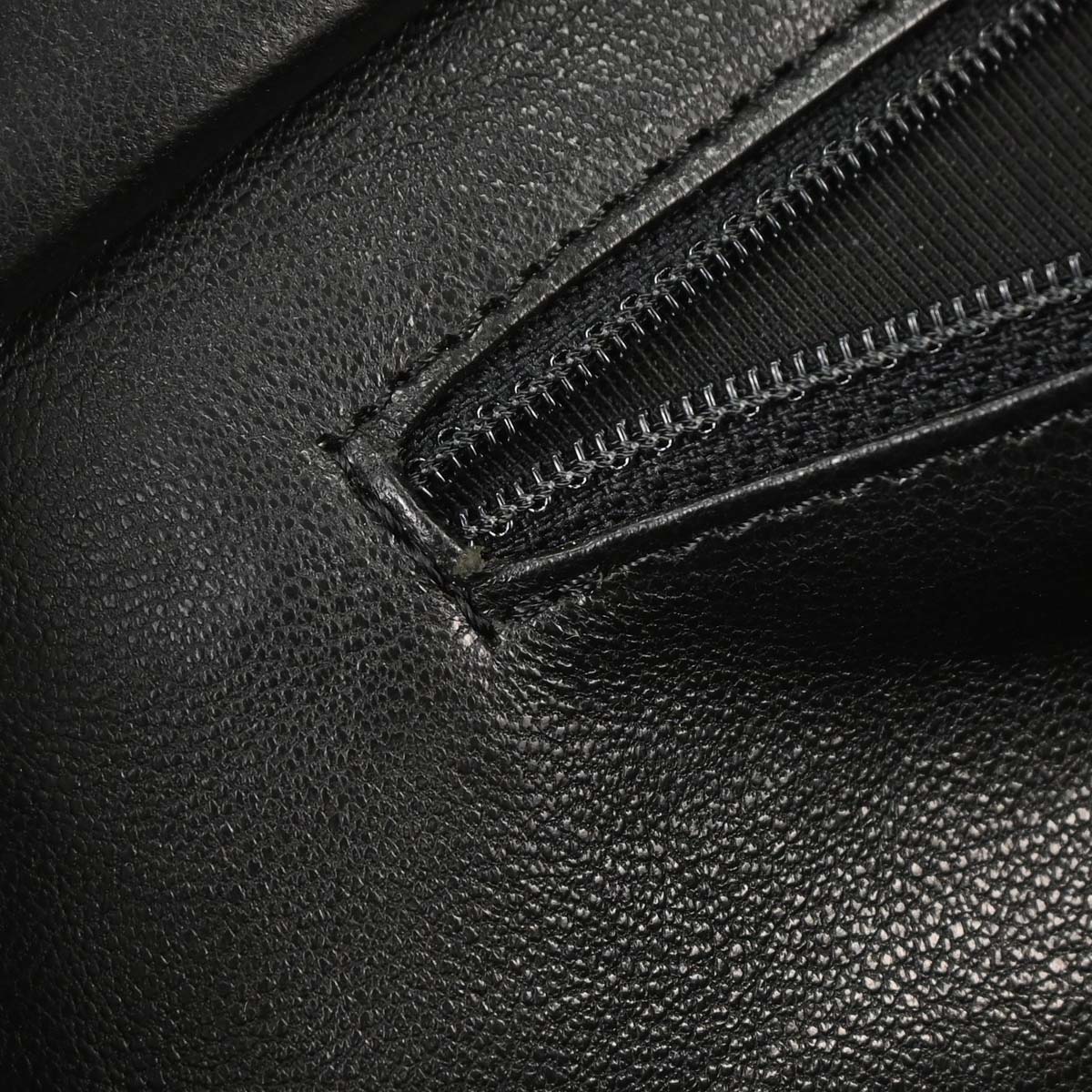 Chanel 2000-2002 Black Caviar Skin GST Tote Chain Handbag