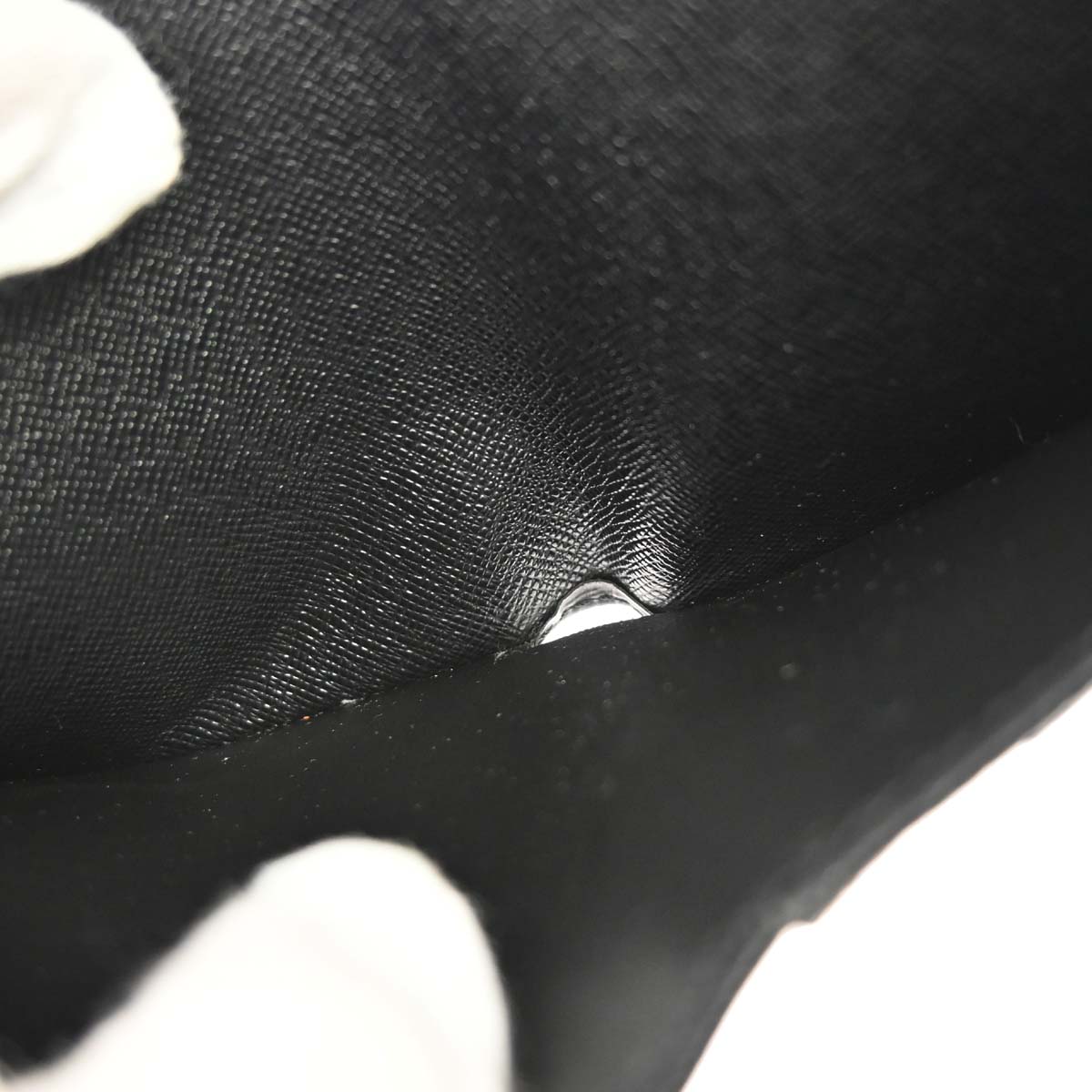 Louis Vuitton Black Epi Porte Billets 6 Cartes Credit Wallet M63312