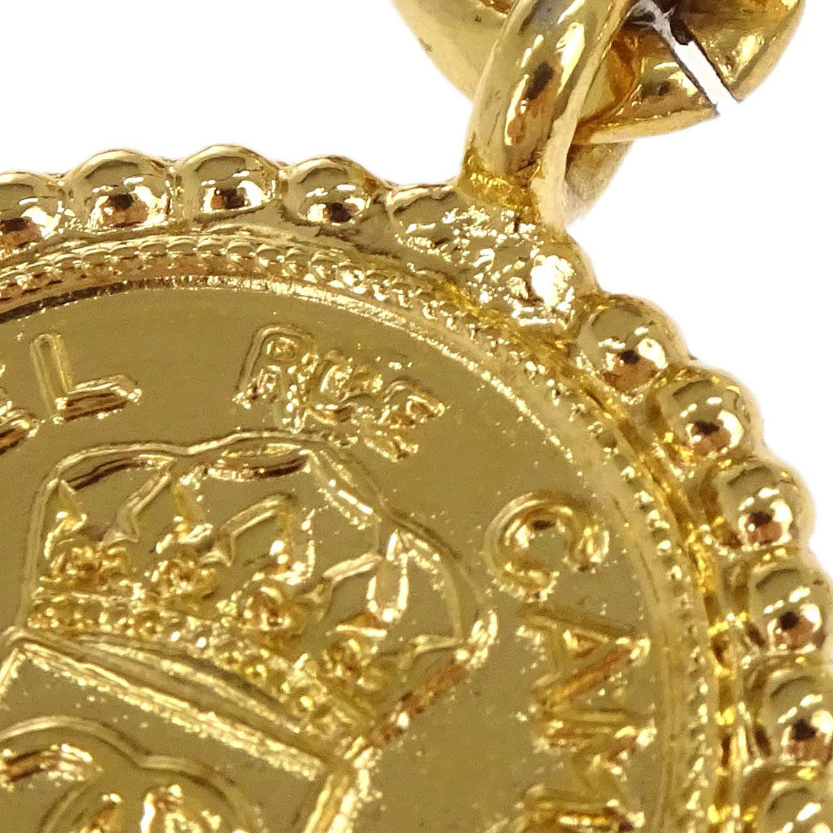 Chanel Chain Belt Medallion Gold Small Good
