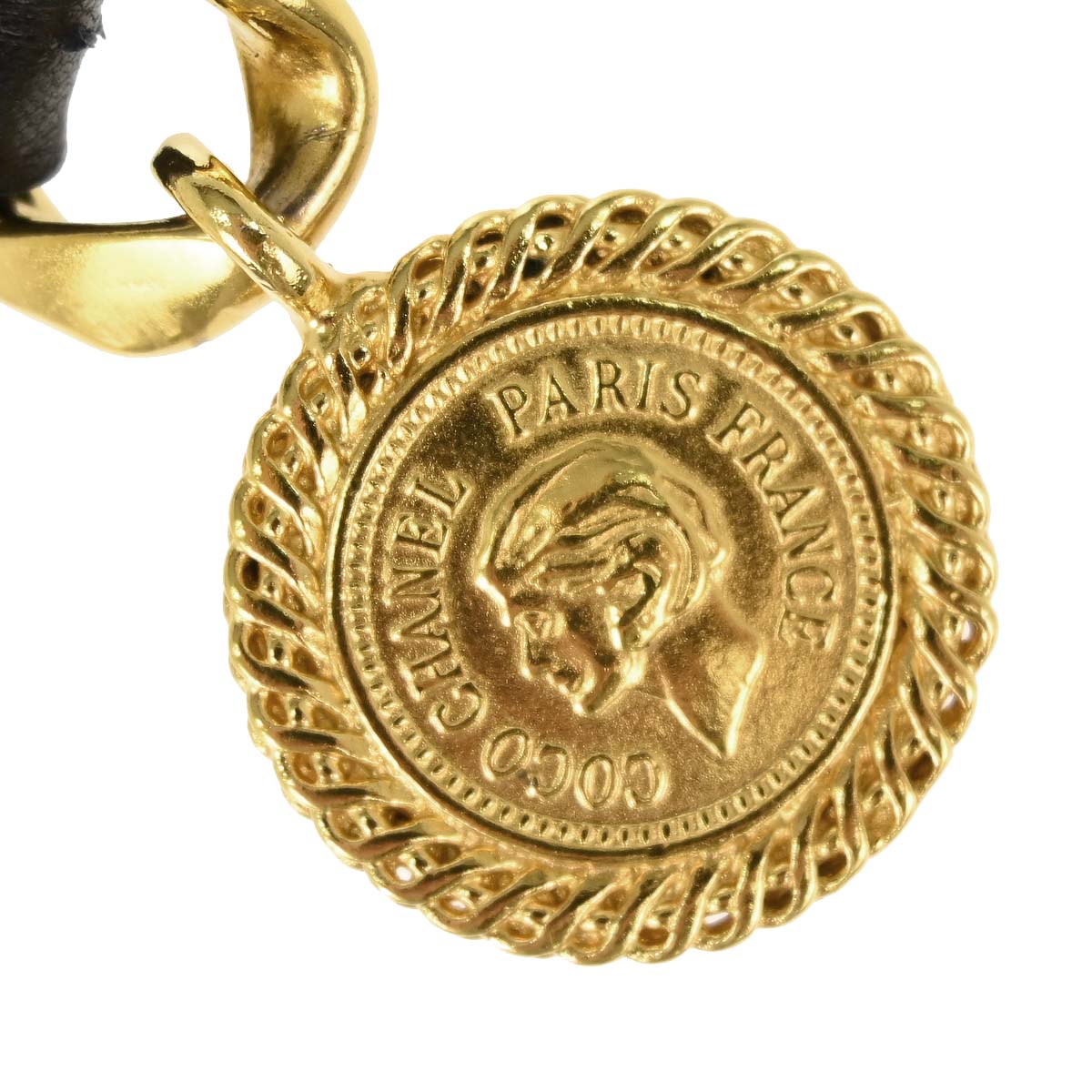 Chanel Chain Belt Medallion Gold Black Small Good