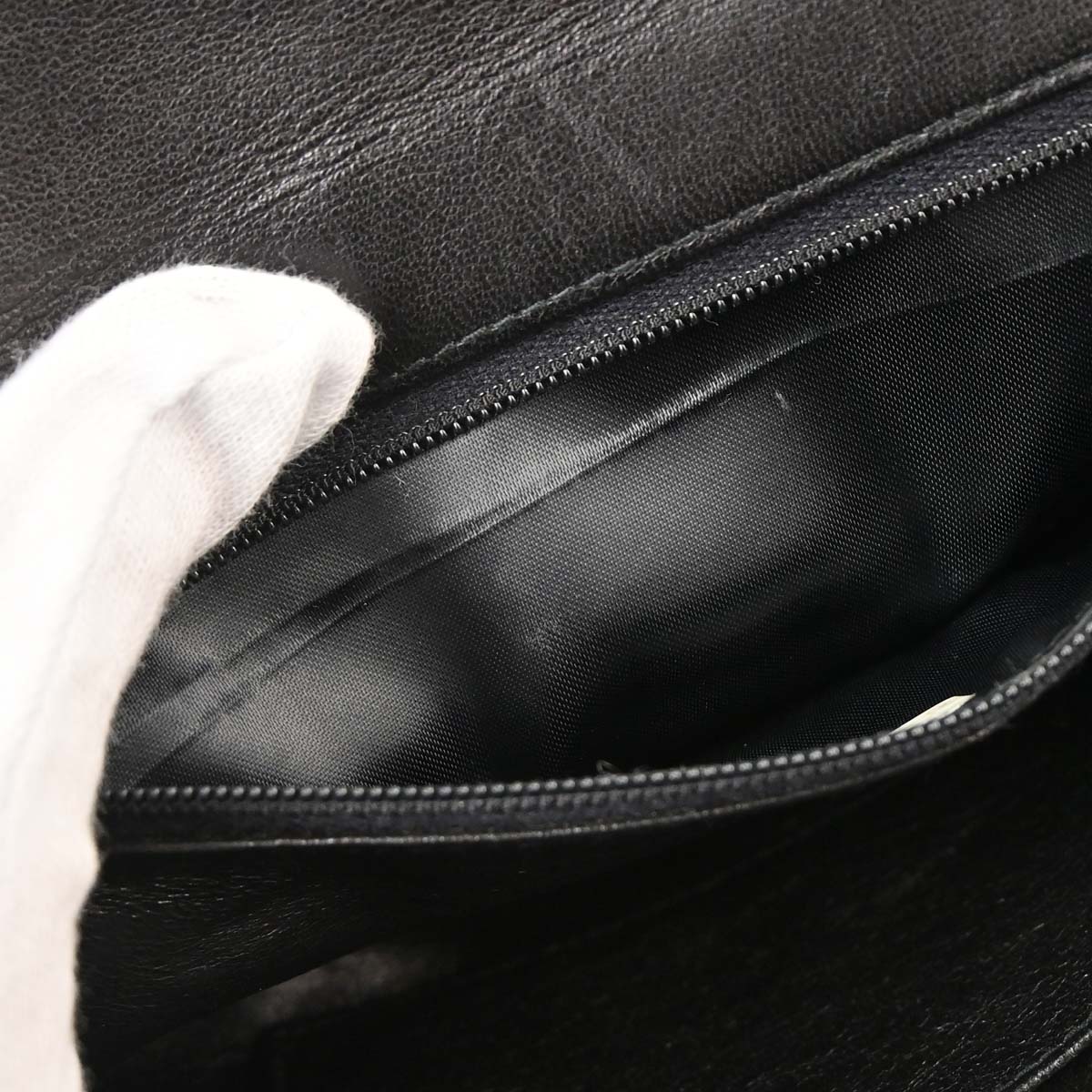 Chanel 1996-1997 Black Lambskin Straight Flap Shoulder Bag