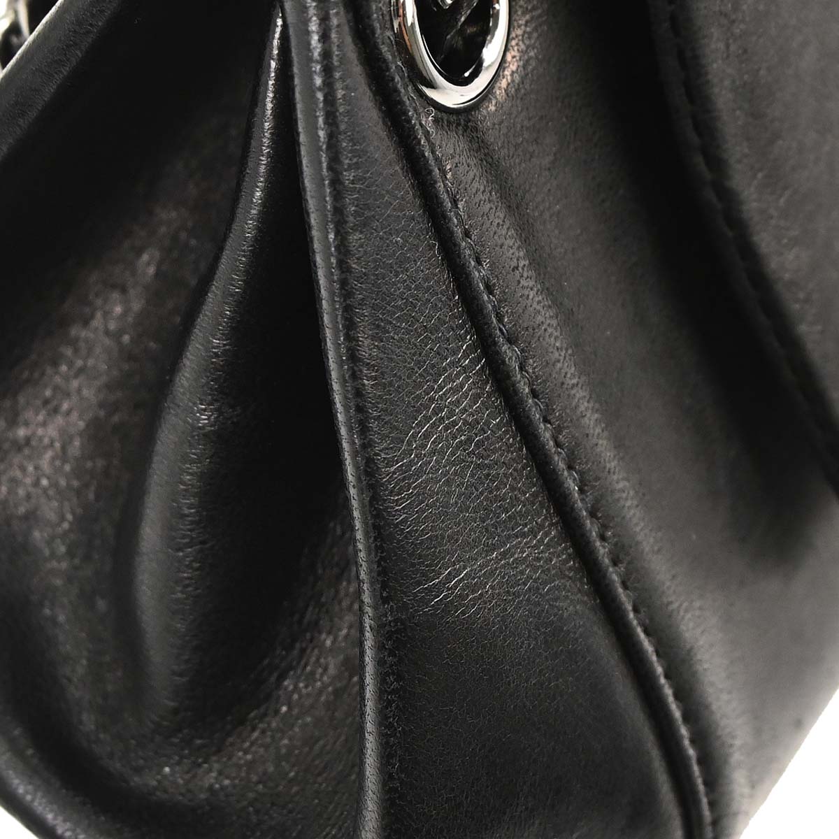 Chanel 2002-2003 Black Lambskin Mademoiselle Accordion Flap Handbag