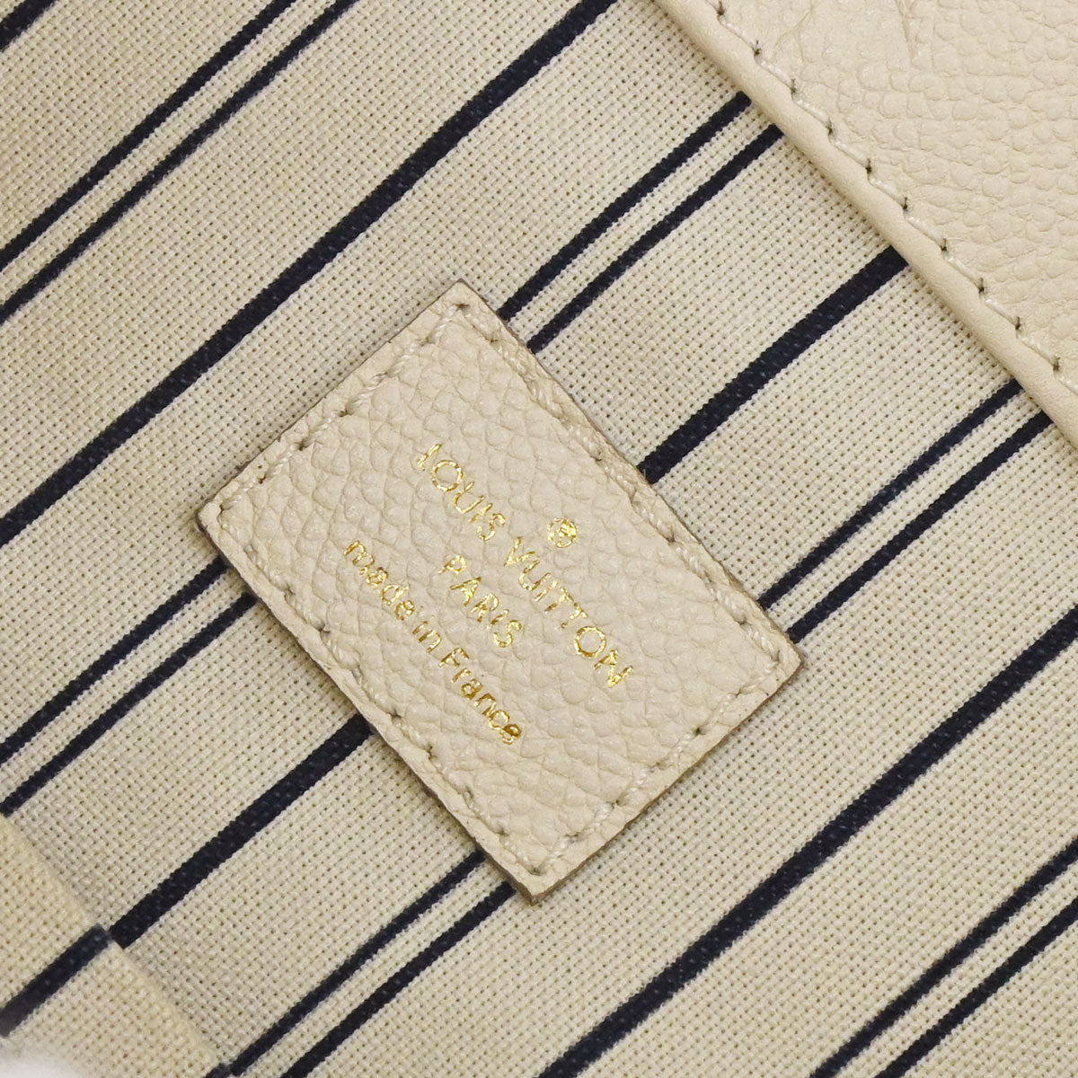 Louis Vuitton 2012 White Monogram Empreinte Artsy MM Handbag M93449