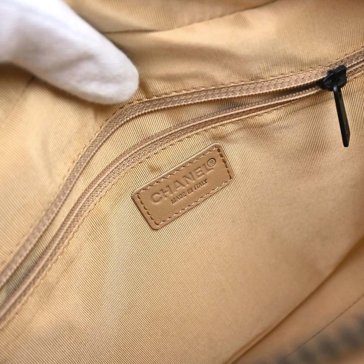 Chanel 2000-2002 Beige Calfskin Wild Stitch Handbag