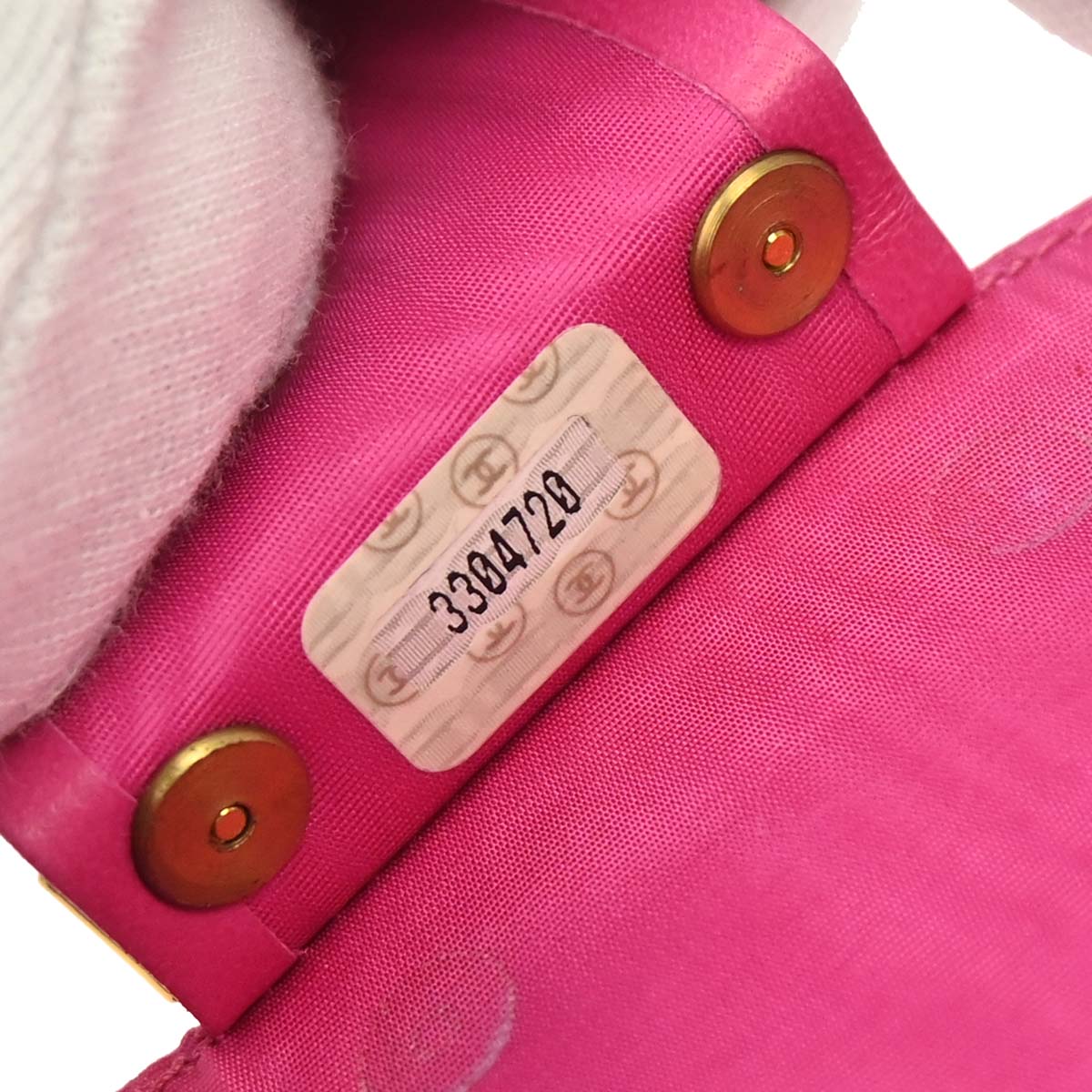 Chanel Pink Caviar Skin Six Hook Key Case Small Good